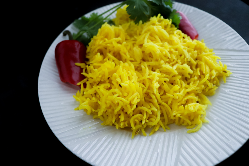 yellow-turmeric-rice-aromatic-dishes